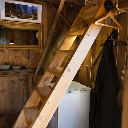 Stiilne Tuulikumajutus Saunaga * Kuusiku