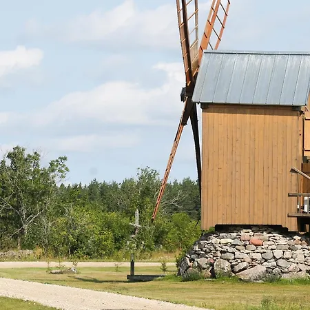 Stiilne Tuulikumajutus Saunaga * Kuusiku