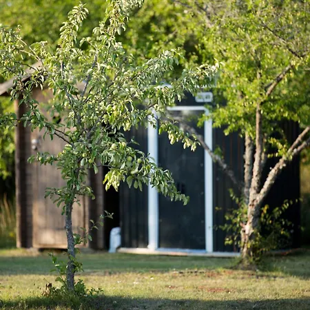 Stiilne Tuulikumajutus Saunaga Apartman Kuusiku