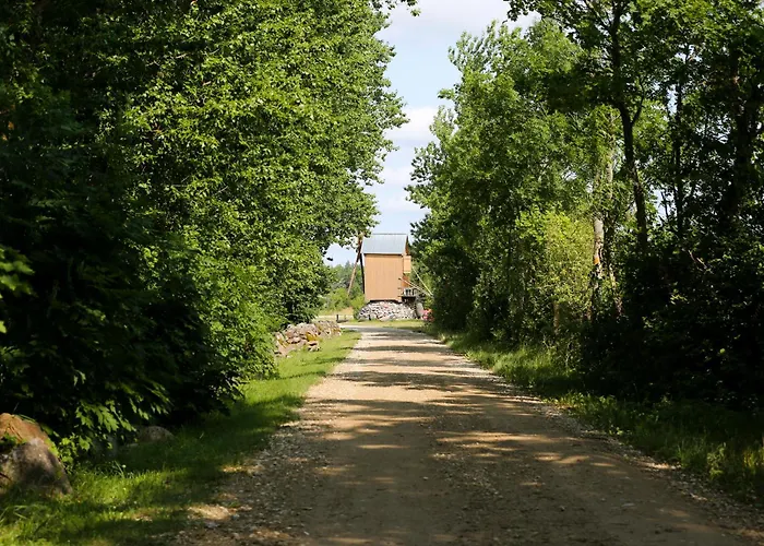 Stiilne Tuulikumajutus Saunaga *