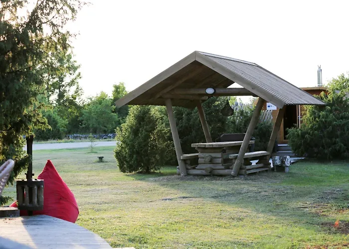 Stiilne Tuulikumajutus Saunaga *